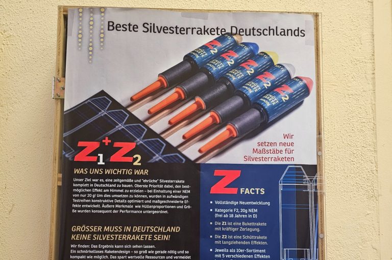 ME Effekte Silvesterverkauf Ellwangen, Ostalbkreis. 
Zink-Feuerwerk Raketen, Funke, Argento, Iskra, Albert Feuerwerk